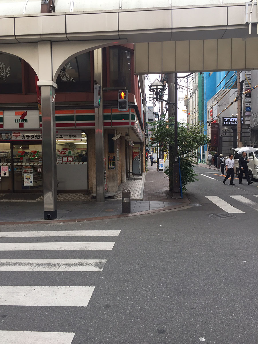 店舗までの道のり4