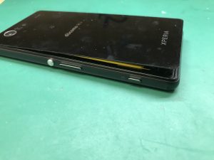 Xperia　Z3compact　バッテリー膨張