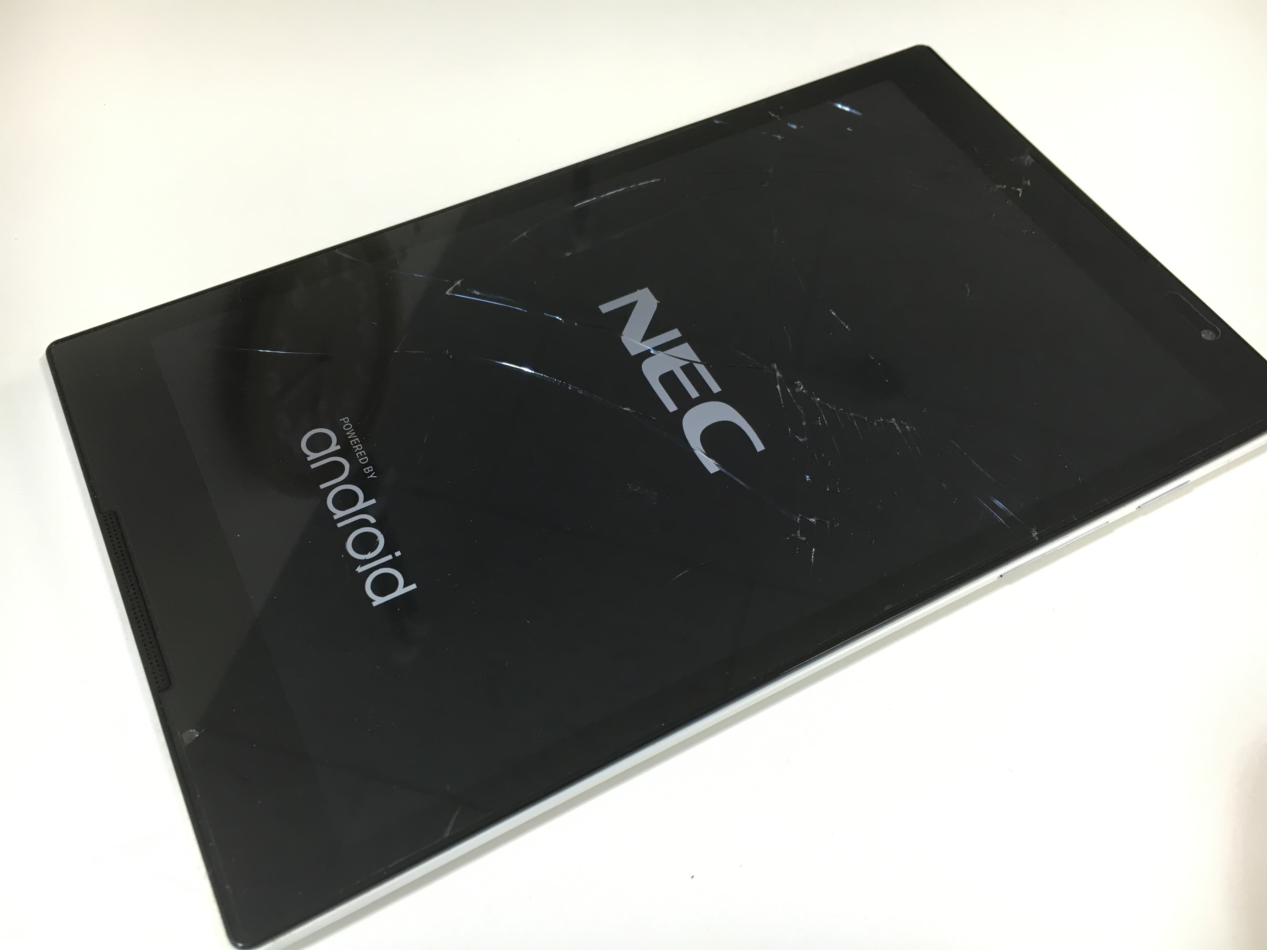 NEC LAVIE Tab S(PC-TS508T1W)の液晶画面割れ修理もデータそのまま60分でお返し！[東京町田のAndroidタブレット修理店]  | Xperia Galaxy AQUOS Zenfone Huawei修理のアンドロイドホスピタル