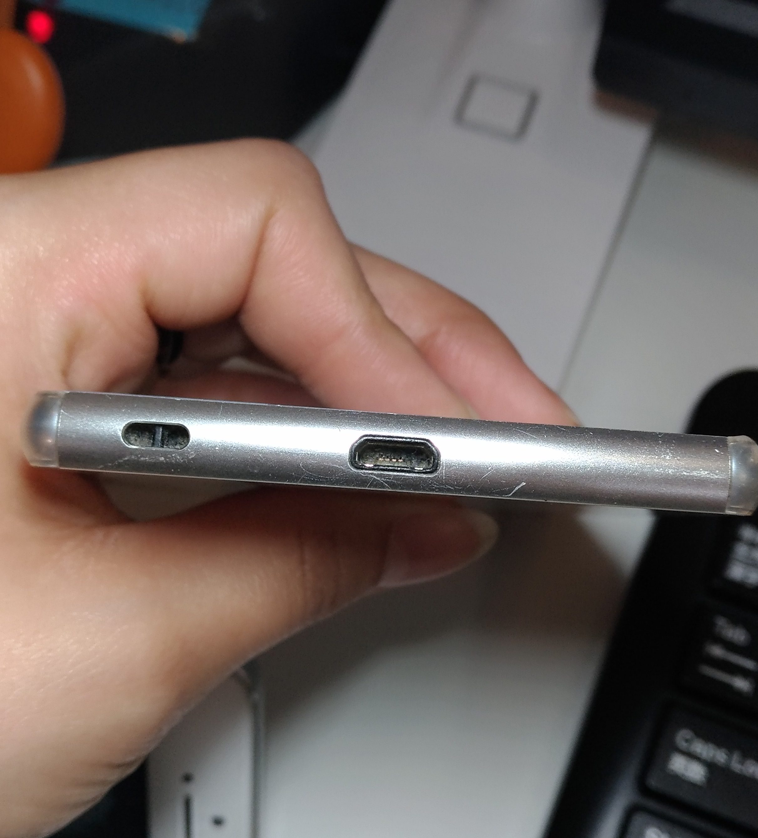 Xperiaの充電口の交換もアンドロイドホスピタルへ Xperia Galaxy Zenfone Huawei Nexus修理 のアンドロイドホスピタル