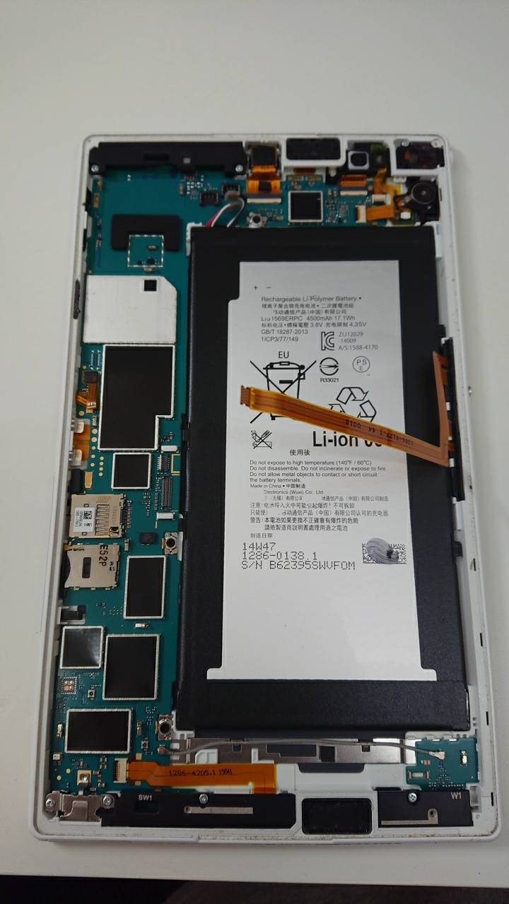 Xperia Z3tablet Compact Sot22 のバッテリー交換を行いました スマホスピタル熊本ではアンドロイドやタブレット端末の画面交換 バッテリー交換も修理承っております Xperia Galaxy Zenfone Huawei Nexus修理のアンドロイドホスピタル