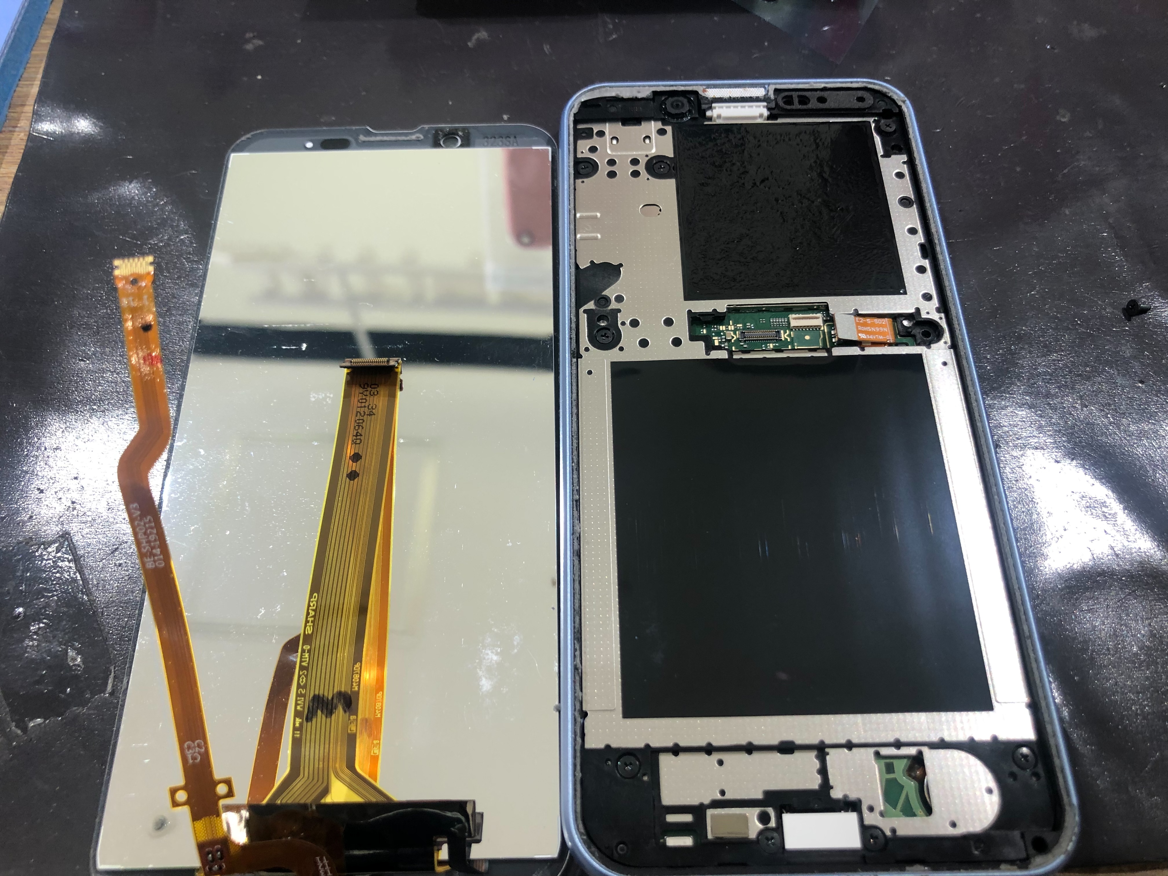 Sharp Aquos Sense2 Sh M08 のバッテリー交換をご対応 Xperia Galaxy Zenfone Huawei Nexus修理のアンドロイドホスピタル