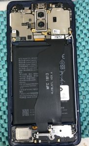 Androidスマホ修理、Huawei Mate 10 Pro、バッテリー交換、劣化、膨張