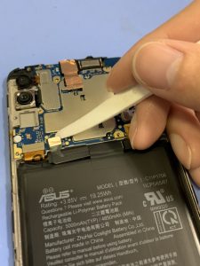 ZenFone MAX Pro(M2)_バッテリーコネクタ