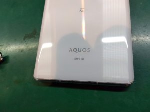 aquos-r6-sh-51b-%e4%bf%ae%e7%90%86