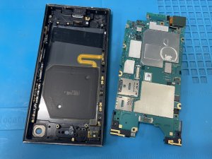 XZ1Compact　電池交換　関内