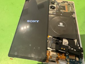 Xperia 5 IV　分解