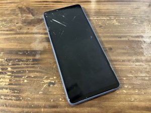 Xperia 10 III　画面交換　横浜関内