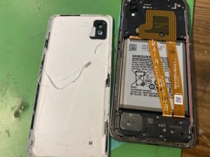 Galaxy A21　分解