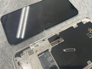 pixel8a-%e5%88%86%e8%a7%a3