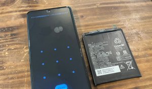 AQUOS sense5G　電池交換　横浜関内