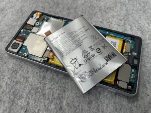 xperia-x-performance%e3%80%80%e9%9b%bb%e6%b1%a0%e4%ba%a4%e6%8f%9b
