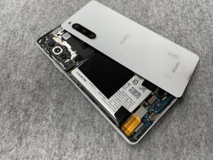 xperia10%e2%85%a3%e5%88%86%e8%a7%a3