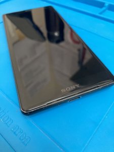 xperia-xz2%e2%91%a2