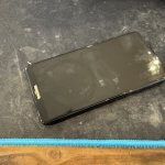 指紋センサーが外れたAQUOS sense4をスマホスピタル横浜関内店で受付