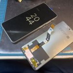 新しいディスプレイに交換され綺麗に表示されるようになったg52j 5G