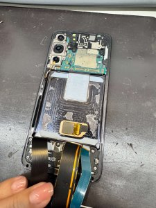 Galaxy S22 バッテリー取り外し