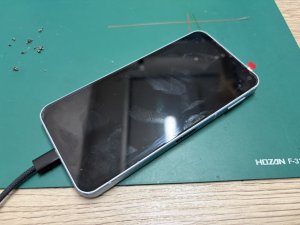 AQUOS sense9画面交換完了後の正常表示確認(自由が丘対応)